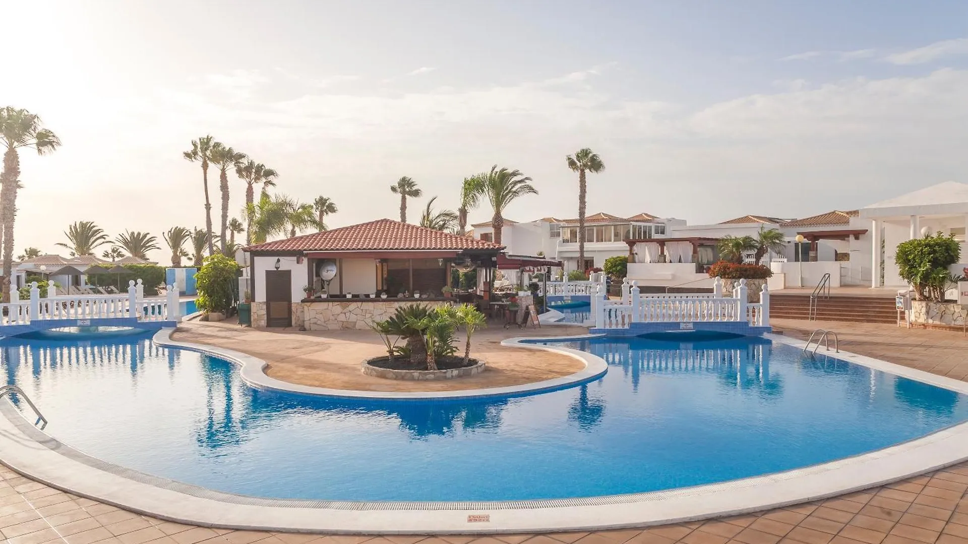 Royal Tenerife Country Club Aparthotel San Miguel de Abona 3*,